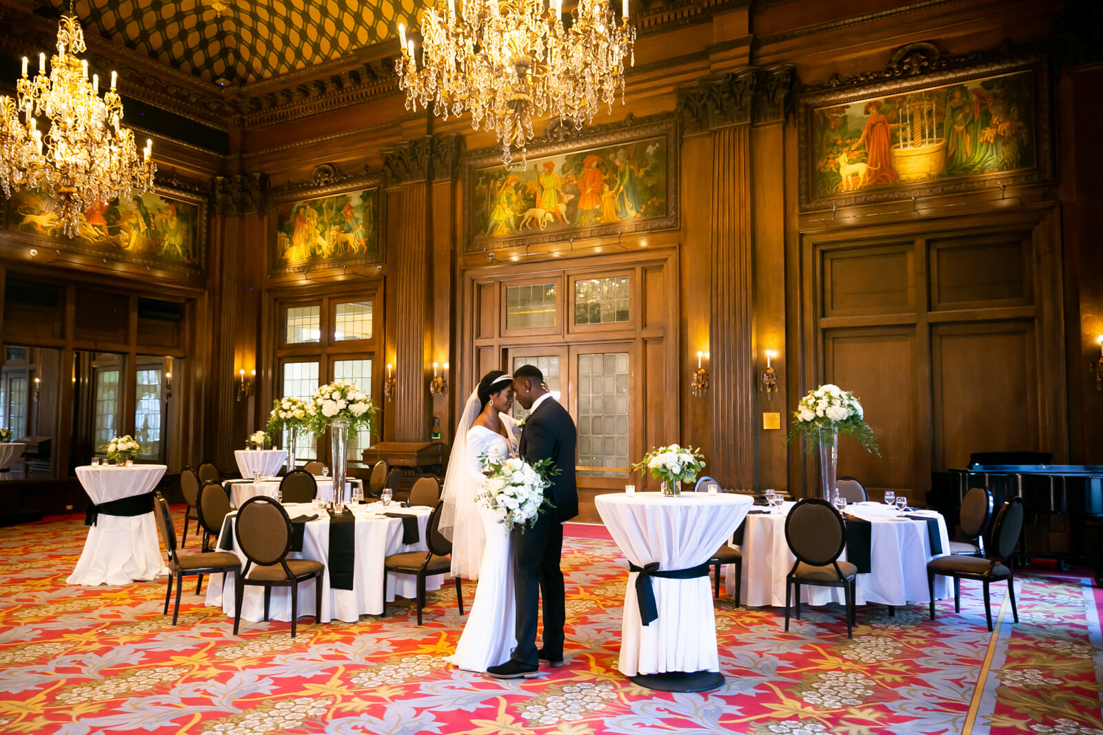How to Pick Your Wedding Venue